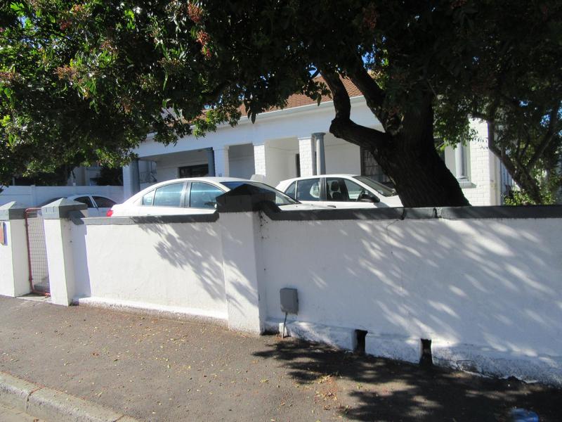 9 Bedroom Property for Sale in Maitland Western Cape